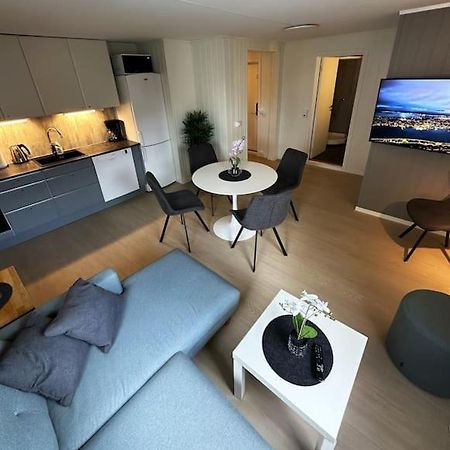 Moderne Sentral Leilighet Med 3 Soverom - Saltus Tromsø Kültér fotó