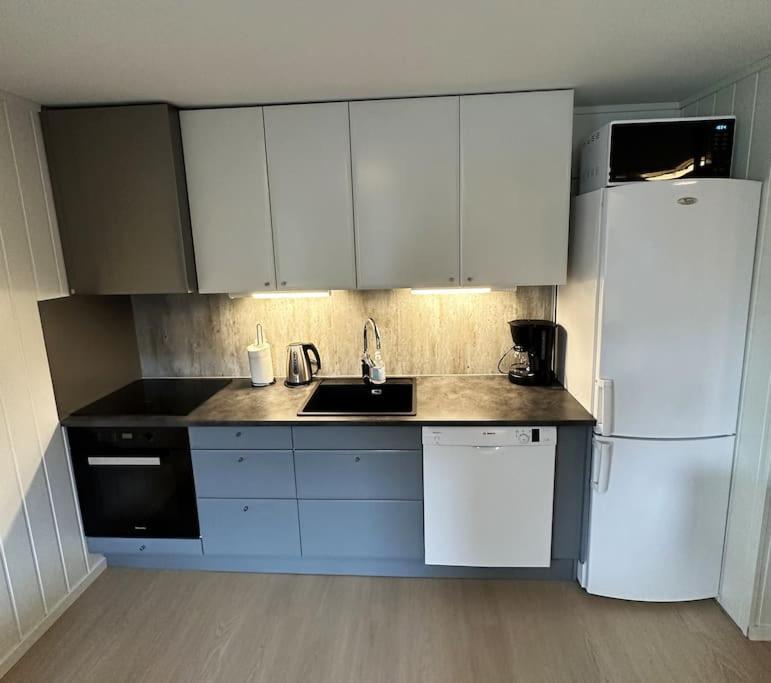 Moderne Sentral Leilighet Med 3 Soverom - Saltus Tromsø Kültér fotó